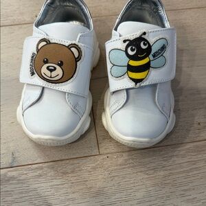 Moschino Kids White Sneakers with Bear and Bee